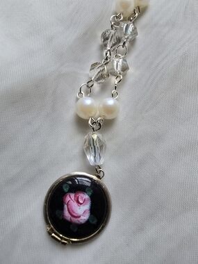 Hand-Painted Vintage Pink Rose Locket Necklace with Pearls